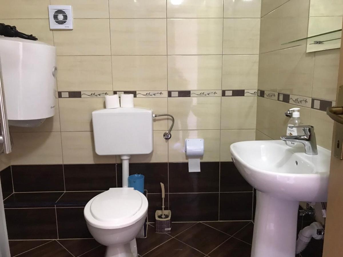 Apartmani Dino 블라카예 외부 사진