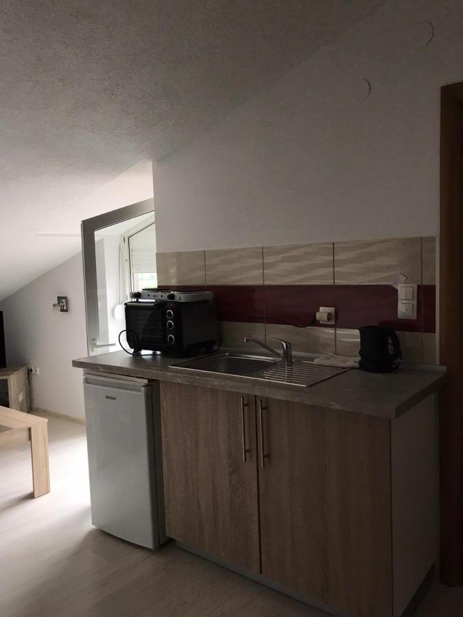 Apartmani Dino 블라카예 외부 사진